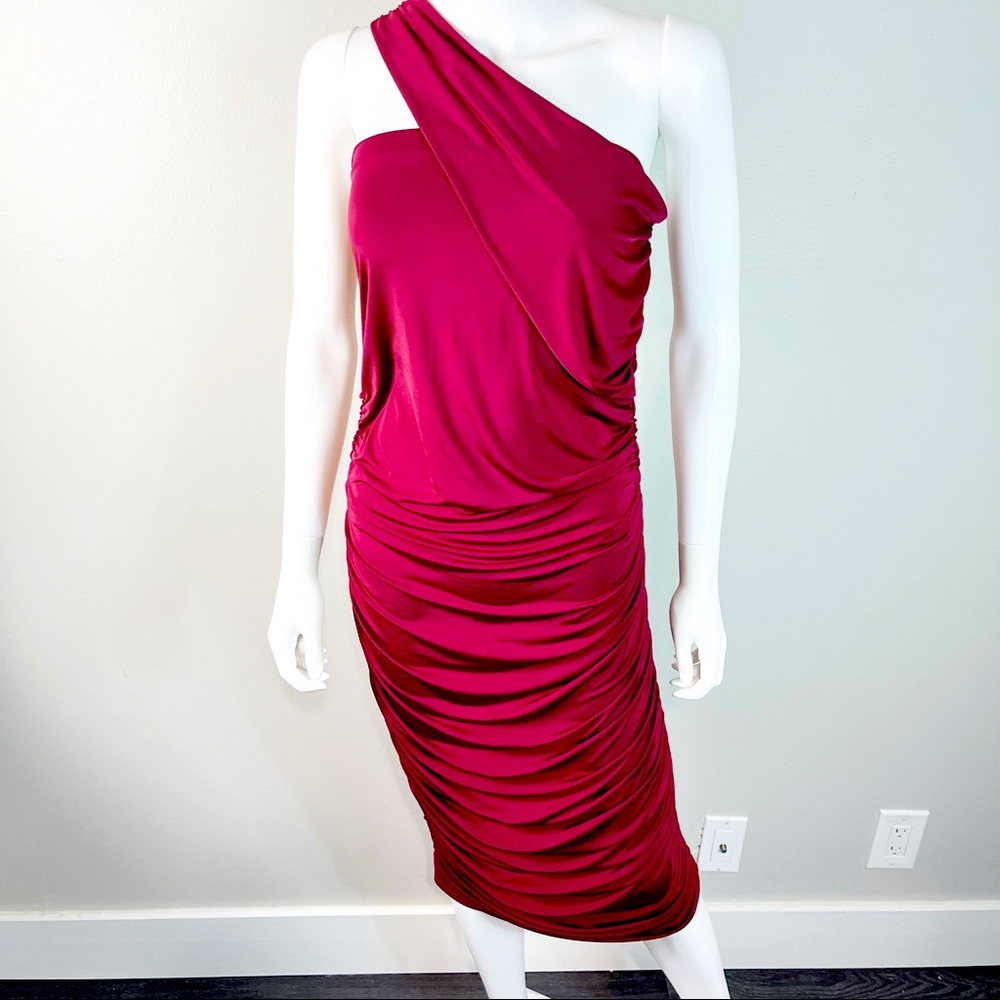 NWT Fashion Nova  XL Tessa Ruched Midi Dress